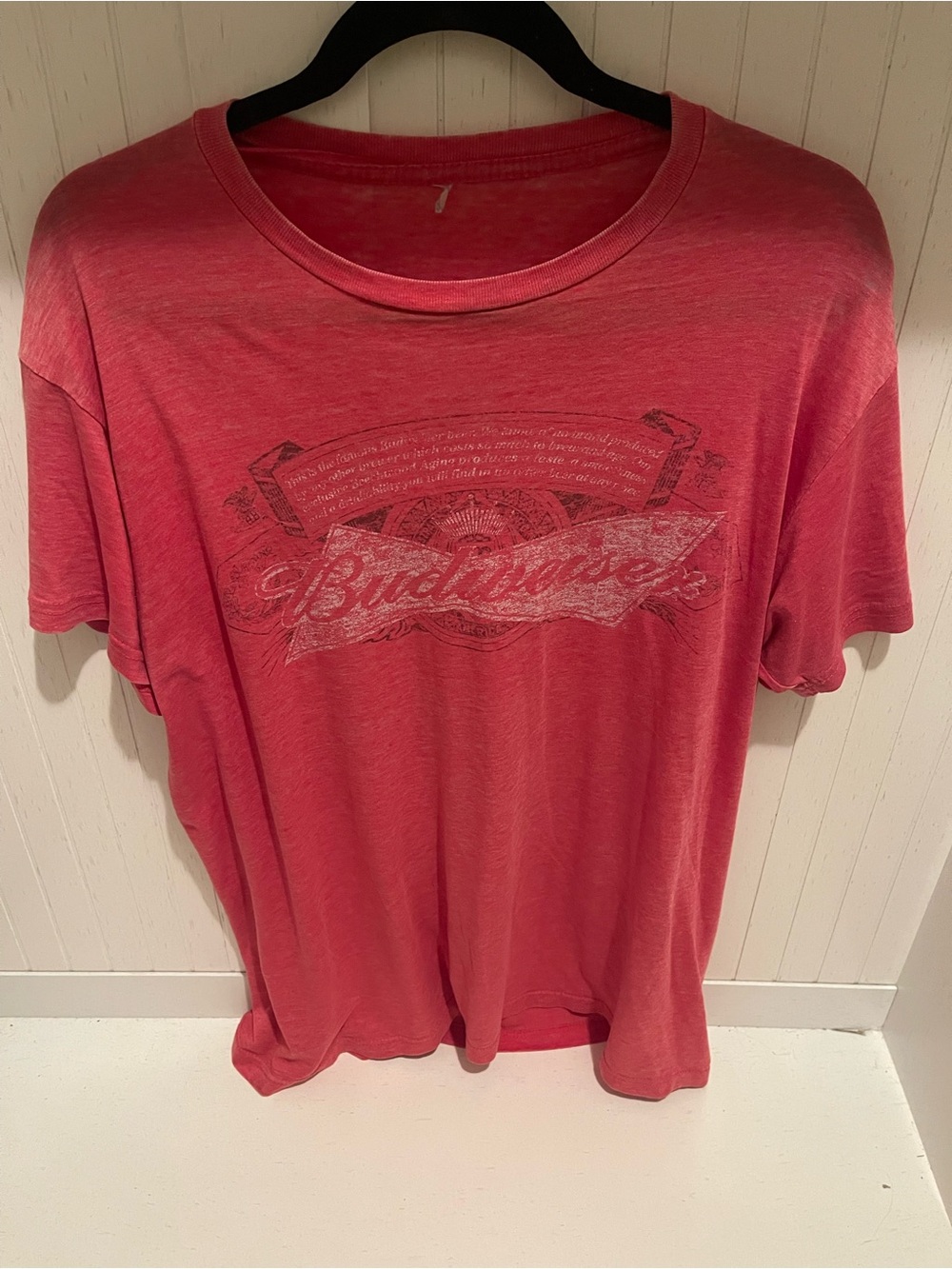 Budweiser T Shirt Men’s Large Red Distressed Logo Graphic Beer Anheuser Busch